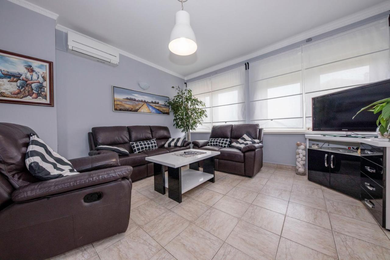 Apartmani Ana & Milo Lopar Esterno foto