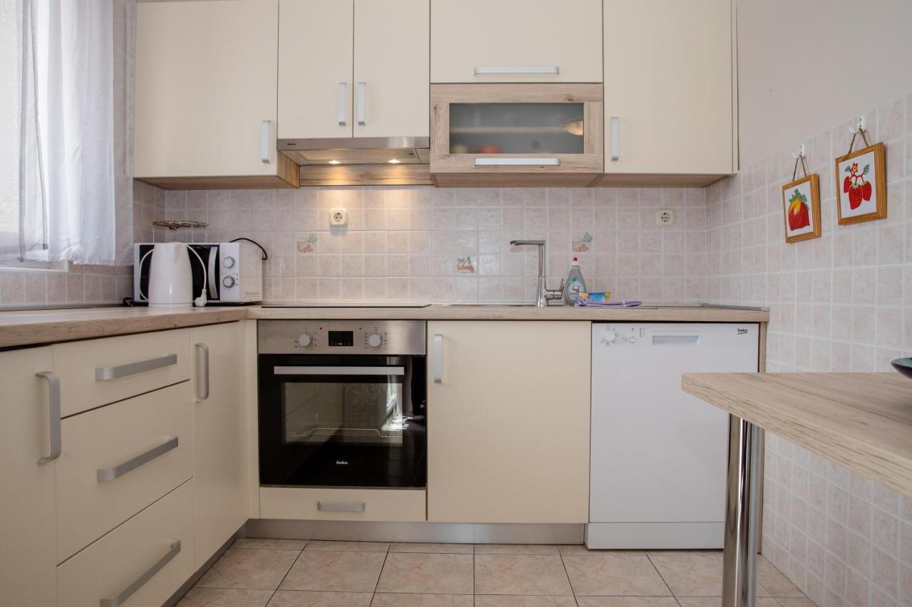 Apartmani Ana & Milo Lopar Esterno foto