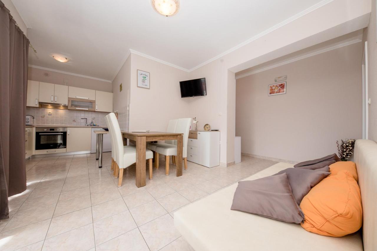 Apartmani Ana & Milo Lopar Esterno foto