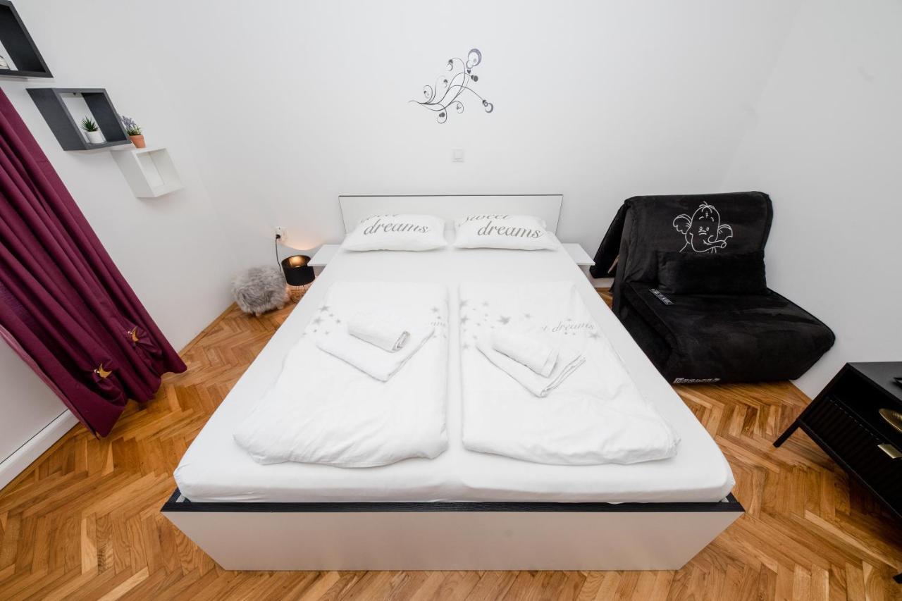 Apartmani Ana & Milo Lopar Esterno foto