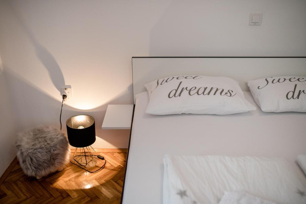 Apartmani Ana & Milo Lopar Esterno foto