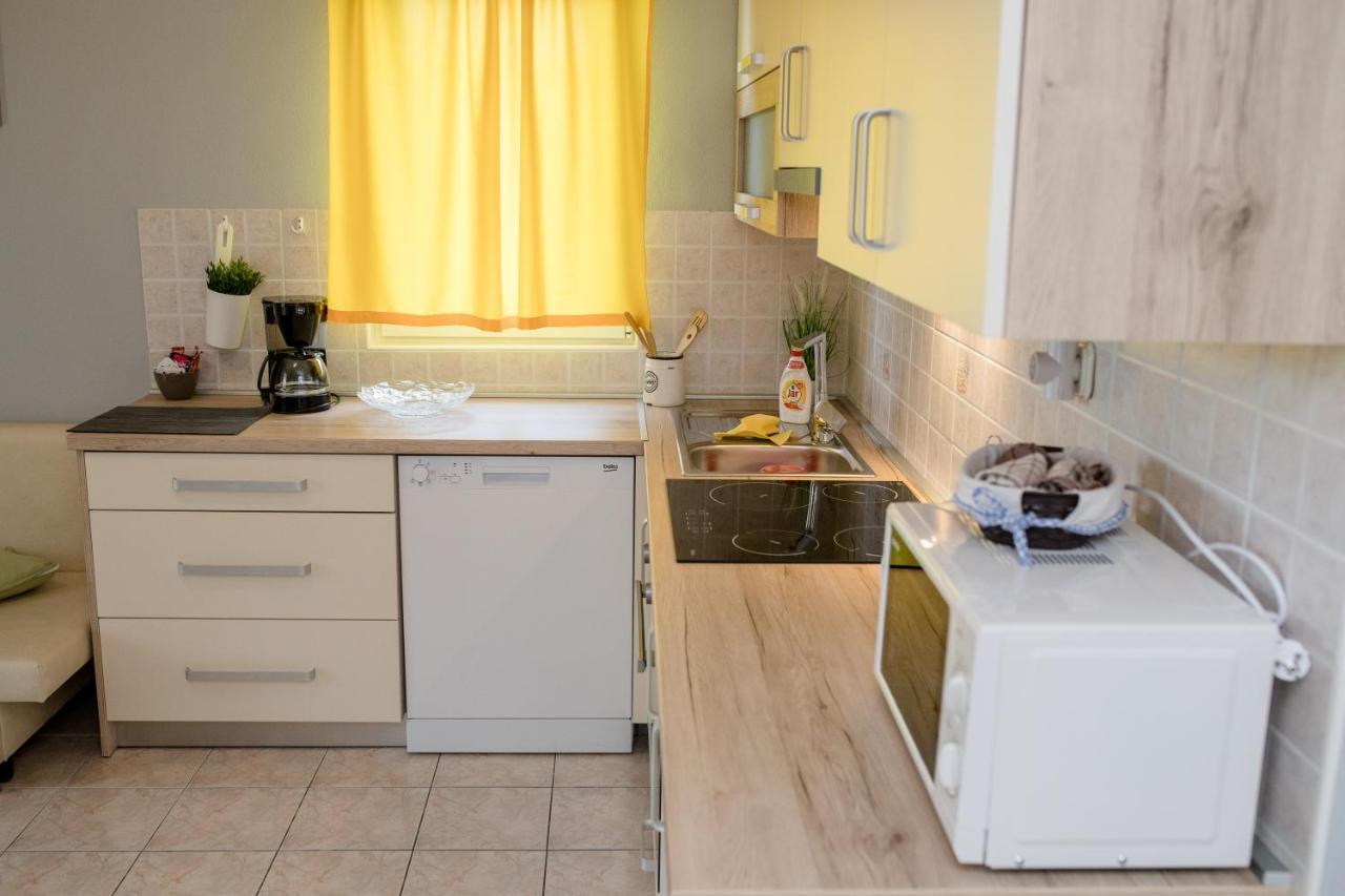 Apartmani Ana & Milo Lopar Esterno foto