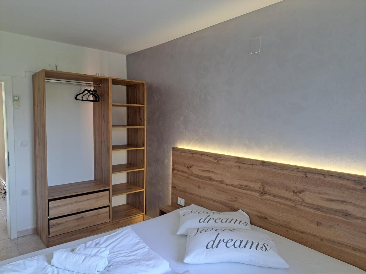 Apartmani Ana & Milo Lopar Esterno foto
