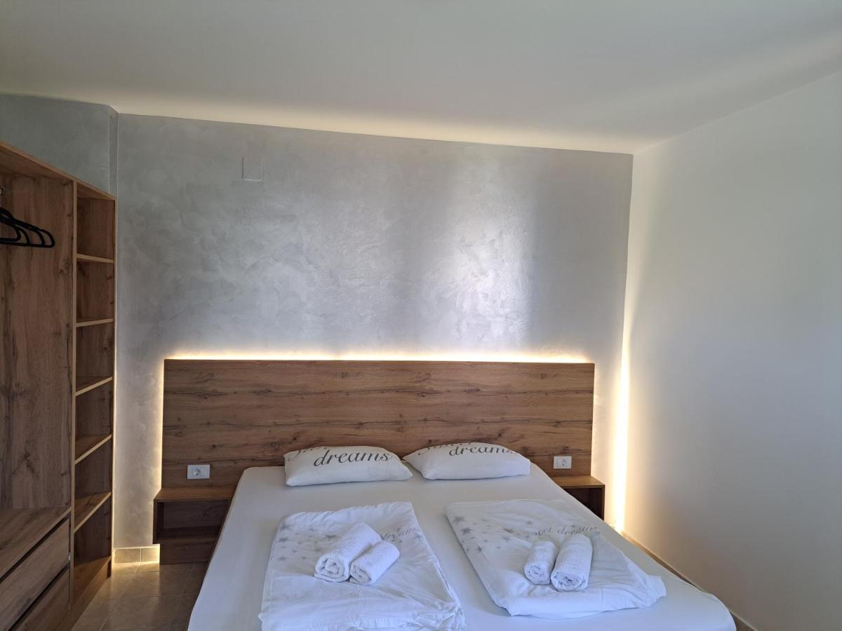 Apartmani Ana & Milo Lopar Esterno foto